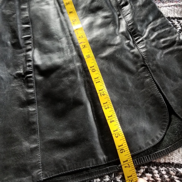Vintage Genuine Leather Skirt size 5/6 - Picture 2 of 7